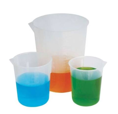 VASO GRADUADO PLASTICO FORMA BAJA 500 ML CRM-0022E