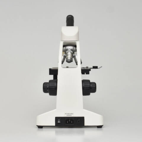 MICROSCOPIO MONOCULAR BIOLÓGICO - Imagen 4