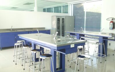 MESA CENTRAL 2.40×1.00x.90m ACERO INOXIDABLE ESCOLAR